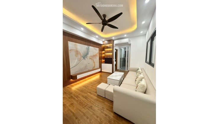 'CẦN BÁN CĂN HỘ CHUNG CƯ 4F - VŨ PHẠM HÀM 90M - 3PN-2VS